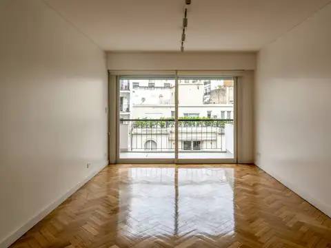 Av. Callao 2000, Piso 8