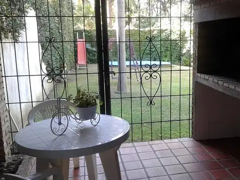 A METROS DEL RIO - VENDEMOS YA - CHALET ZONA GUARDERIA NAUTICA TIFON