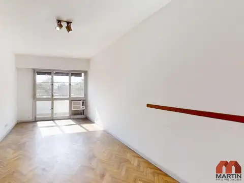 Departamento en Venta de 3 Ambientes en Acassuso con Balcón y Lavadero