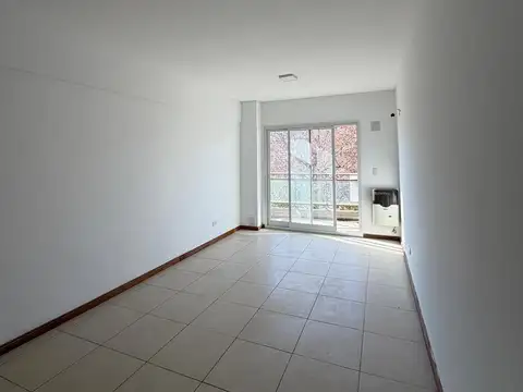 Departamento Monoambiente Santiago 388 esq Salta