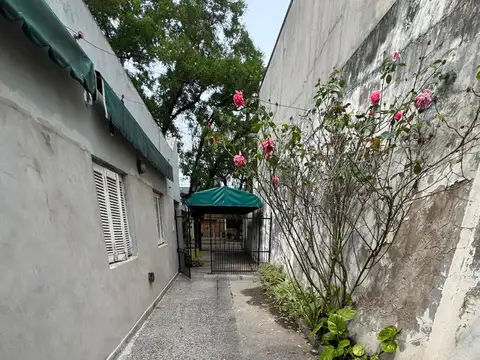 Depto Tipo Casa en Alquiler de 3 ambientes