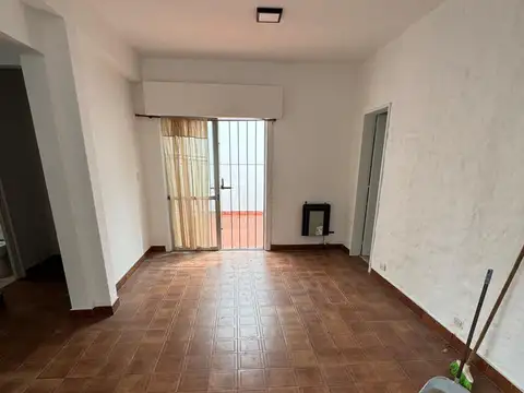 Depto Tipo Casa en Alquiler de 2 dormitorios