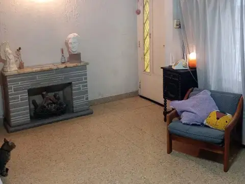 Francisco Hue 800 , Piso PB