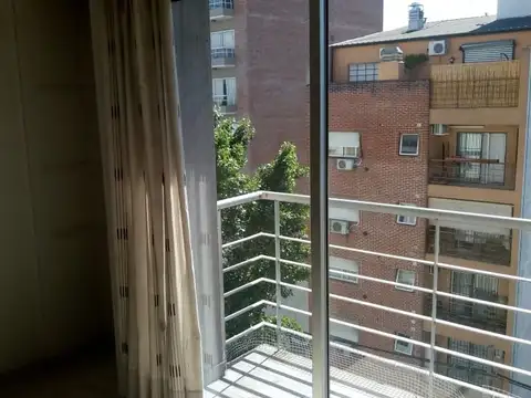 Departamento en Venta en Moron Sur, USD 55.000