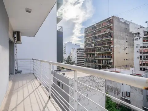 Julián Álvarez 2300, Piso 5