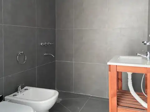 Departamento en Alquiler en Castelar Norte, $ 400.000