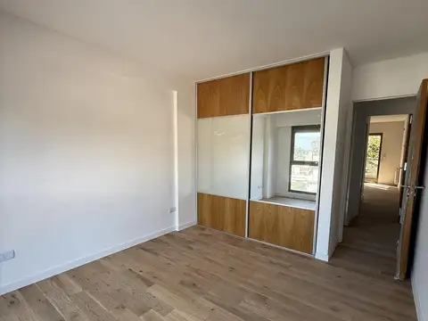 Departamento 5 ambientes con 2 baños
