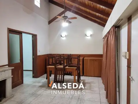 Casa 3 ambientes con 1 baño