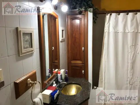 Casa 4 Ambientes En Venta  - Francisco Alvarez