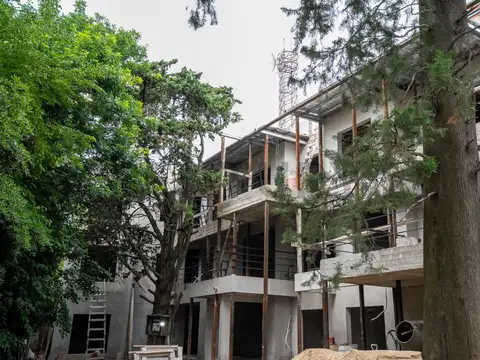 Venta Departamento de 2 dormitorios - CITY BELL - , Cno Gral. Belgrano e/ 465 y