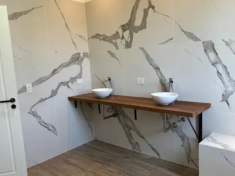 Casa en venta 4 ambientes en cardales
