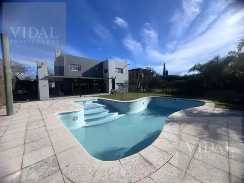 Casa en Alquiler al Sureste