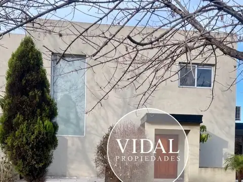 Casa en Alquiler de 3 dormitorios