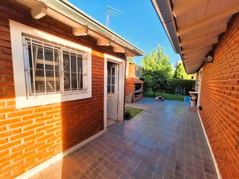 CASA 3 AMBIENTES VENTA LA REJA BARRIO SEMI CERRADO