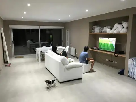 Casa alquiler temporal en  Barrio Costa Esmeralda segunda quincena de Enero y Febrero