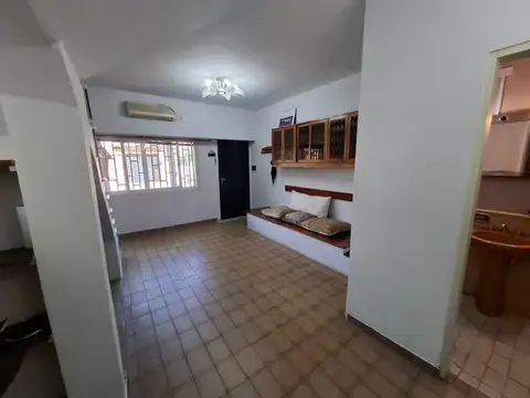 Depto Tipo Casa en Venta con 1 cocheras