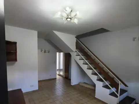 Depto Tipo Casa en Venta en Villa Martelli, USD 129.500