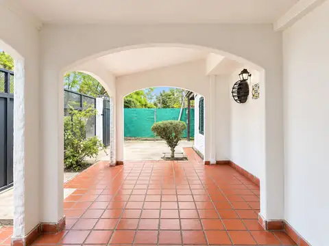 Casa en Alquiler de 4 dormitorios