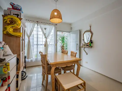 Depto Tipo Casa en Venta de 1 dormitorio