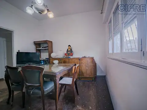 Depto Tipo Casa 4 ambientes con 2 baños