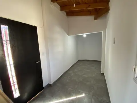 Depto Tipo Casa en Venta en Villa Ballester, USD 42.000