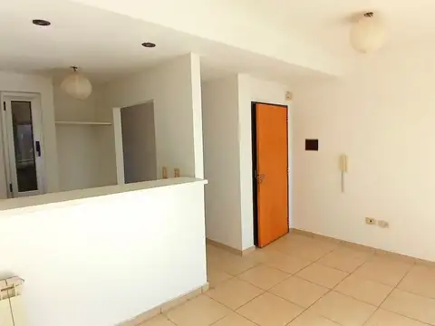 Departamento en Alquiler en Zona Sur, $ 550.000