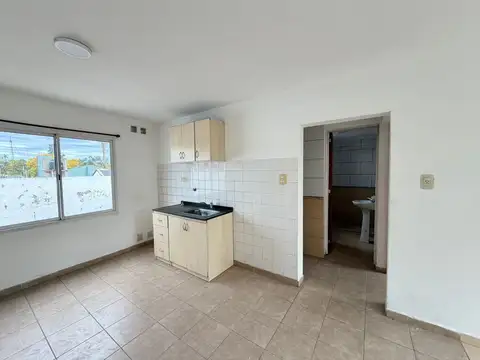 REMAX ALQUILA/DEPTO/ 1 DORMI/INGRESO INDEPENDIENTE