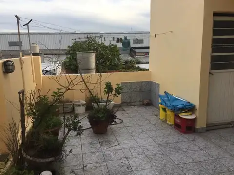 Depto Tipo Casa en Venta de 5 ambientes