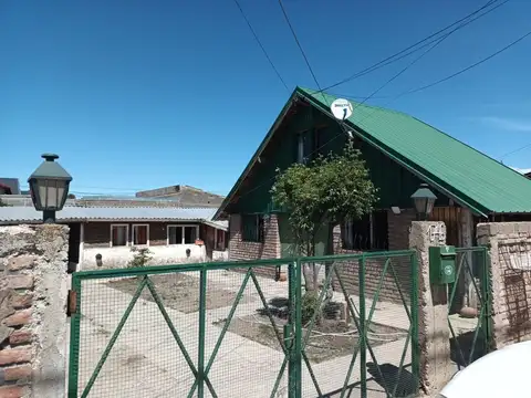 CASAS SOBRE LOTE DE 450 MTS. LA CUMBRE BARILOCHE