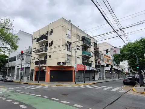 EXCELENTE DEPARTAMENTO DOS AMBIENTES