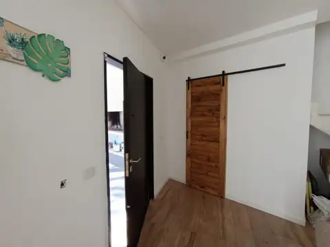 VENTA CASA EXCELENTE CALIDAD - PINARES DEL SUR