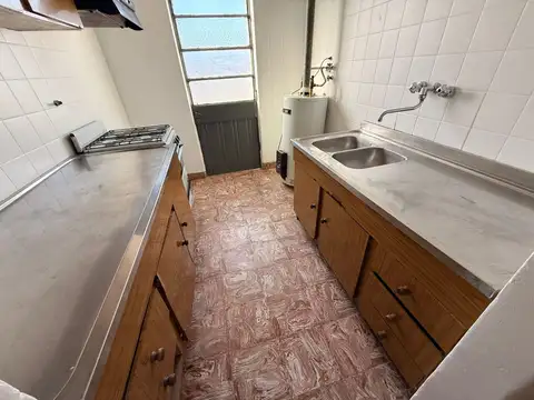 Depto Tipo Casa 5 ambientes con 1 baño