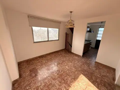 Casa de altos B. Universitario