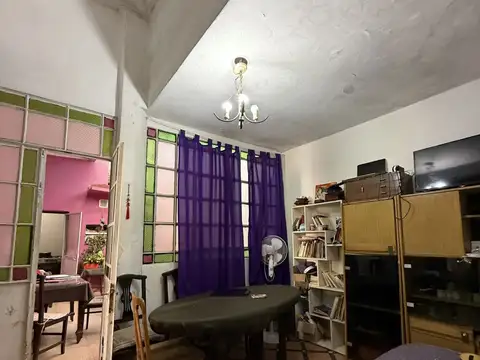 Depto Tipo Casa en Venta 64 años