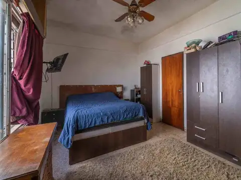 VENTA CASA 2 AMBIENTES CON COCHERA VILLA DE MAYO