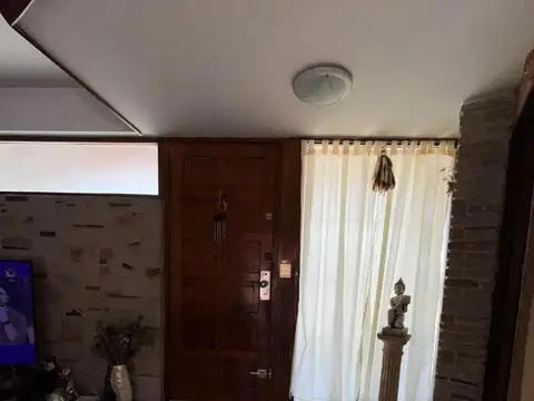 Casa en Venta con 5 cocheras