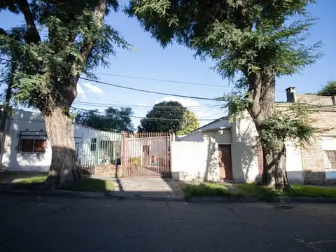 Vendo  casa en Perez Castellanos