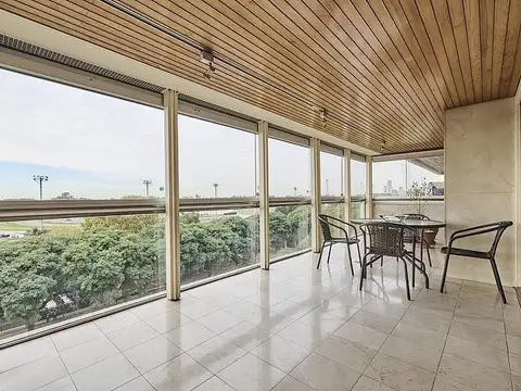 Departamento 5 ambientes Piso luminoso Impecable 2 cocheras balcon aterrazado categoria en Palermo