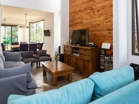 Casa en Venta en La Reserva, USD 198.000