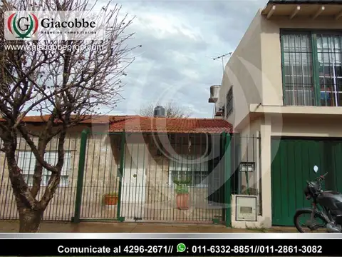 Excelente casa, Ideal para dos familias 