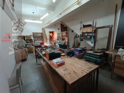 Local en Venta 45 años