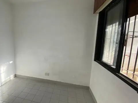 Depto Tipo Casa en Alquiler de 3 ambientes