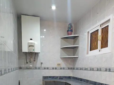 Depto Tipo Casa 2 ambientes con 1 baño