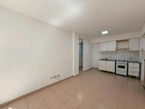 Departamento en Alquiler en República De La Sexta, $ 400.000