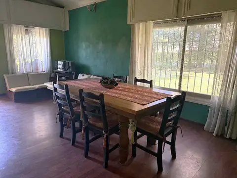 VENTA CASA 4 AMB CON PILETA Y QUINCHO- EL REMANSO-