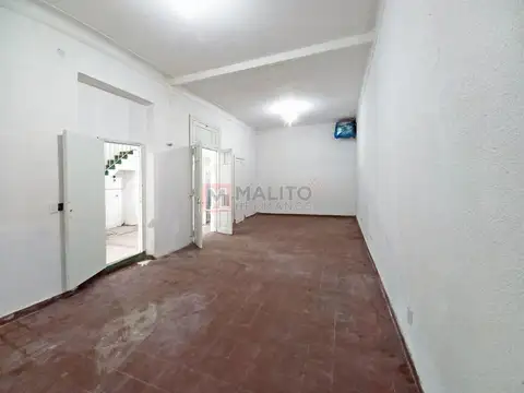 Depto Tipo Casa en Venta en Mataderos, USD 115.000