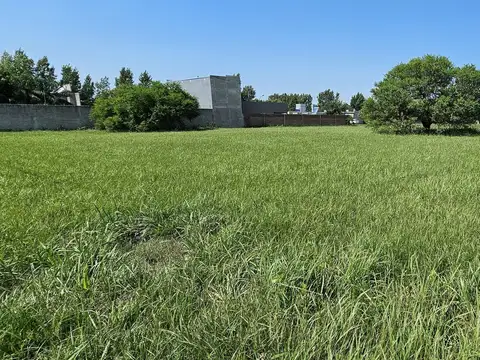 Terreno en venta a metros de la Ruta 11