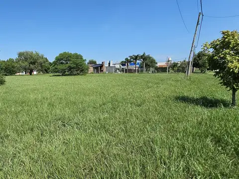 Terreno en venta a metros de la Ruta 11