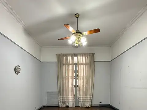 Avenida Rivadavia 2300