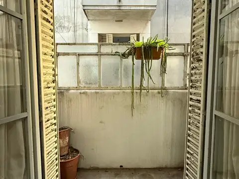 Departamento 4 ambientes con 2 baños